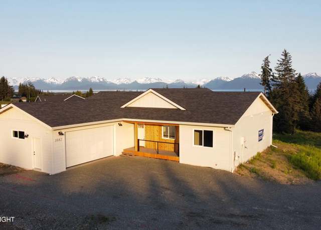 Property at 1082 Robert Ave, Homer, AK 99603, 3 beds, 2 baths