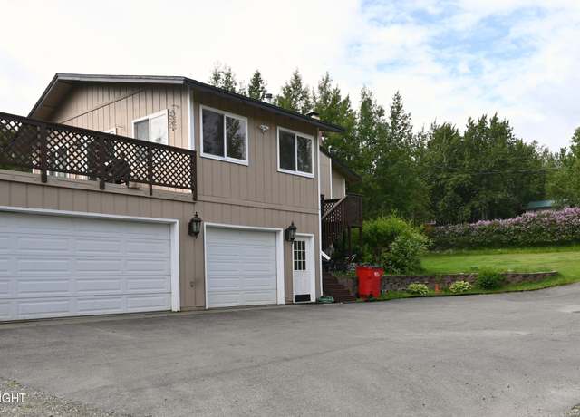 Property at 5450 E Alder Dr, Wasilla, AK 99654, 4 beds, 2 baths