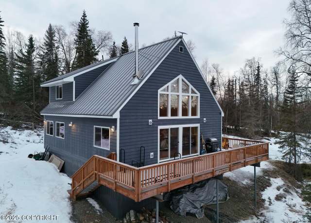 Property at 28700 Brewer Rd, Soldotna, AK 99669, 3 beds, 2.5 baths