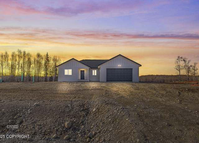 Property at 2468 W Longview Cir, Wasilla, AK 99623, 3 beds, 2 baths