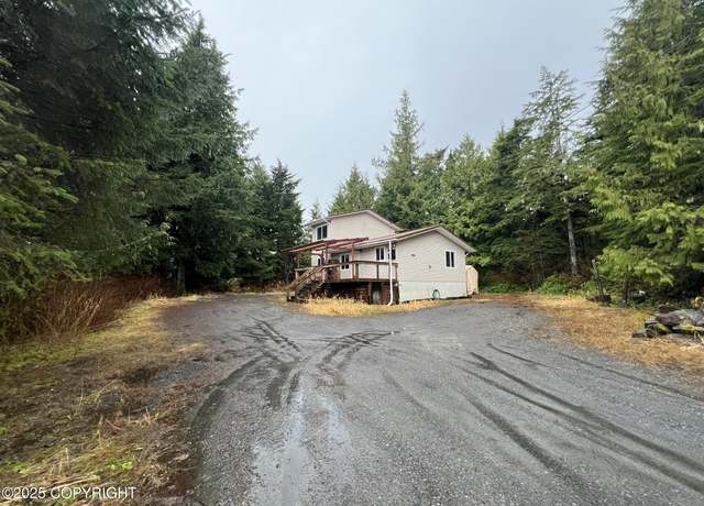 Property at 5765 Anna Ct, Ketchikan, AK 99901, 3 beds, 1 bath