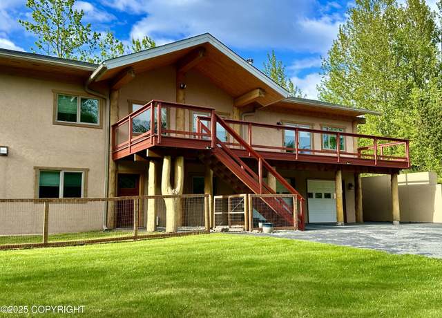 Property at 2100 N Laurel Dr, Palmer, AK 99645, 3 beds, 2.5 baths