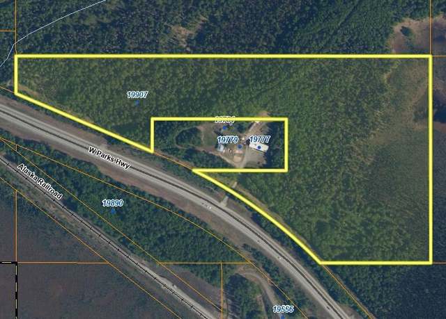 Property at 19907 W Parks Hwy, Houston, AK 99694
