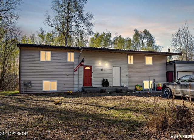 Property at 7152 S Hood Ct, Wasilla, AK 99623, 6 beds, 3 baths