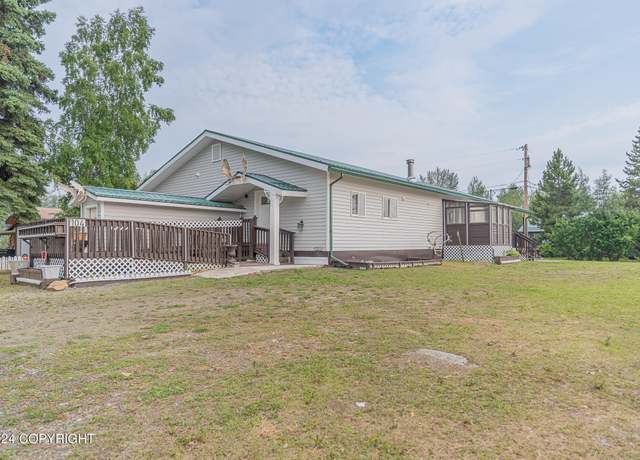Property at 104 E E 6th Ave Ave, North Pole, AK 99705, 14 beds, 9 baths