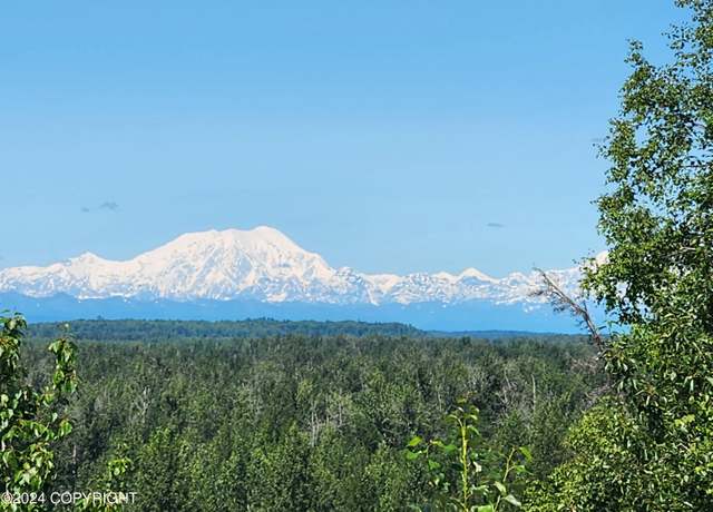Property at 23002 N Gerald Cir, Willow, AK 99688, 2 beds, 3 baths