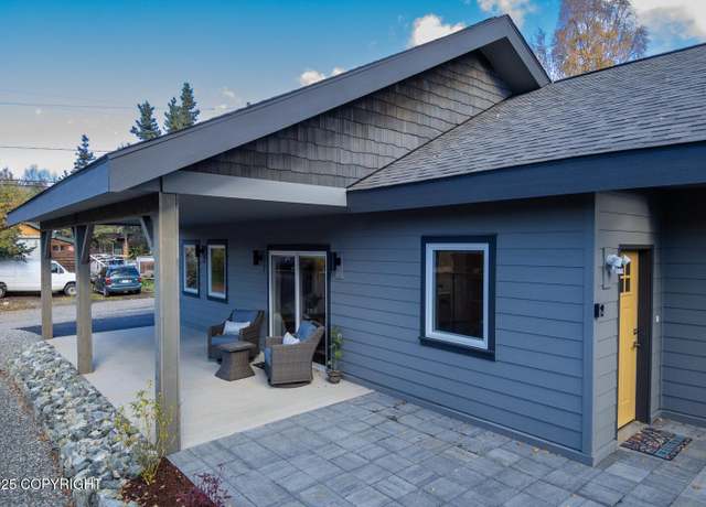 Property at 827 W 20th Ave, Anchorage, AK 99501, 5 beds, 3 baths
