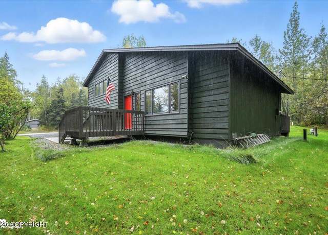 Property at 3701 N Gosling Dr, Wasilla, AK 99654, 3 beds, 2 baths