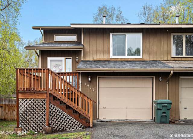 Property at 3929 Roundtop Cir, Anchorage, AK 99504, 3 beds, 2 baths