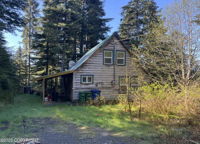 Property at 725-C S Mitkof Hwy, Petersburg, AK 99833, 4 beds, 1 bath