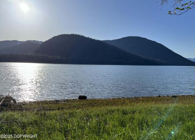 Property at 54 Blueberry Ln, Petersburg, AK 99833