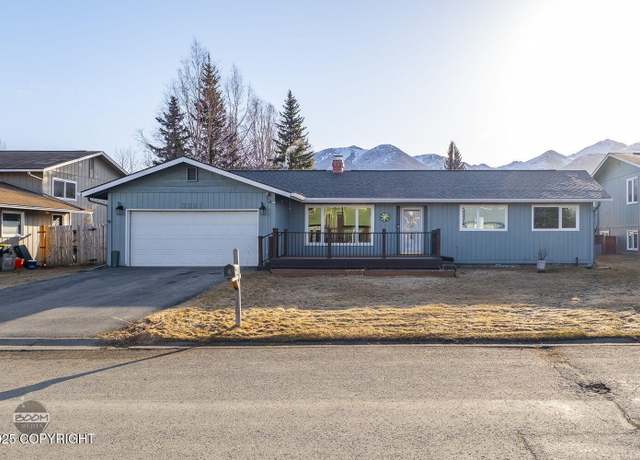 Property at 3221 Evergreen St, Anchorage, AK 99504, 3 beds, 2 baths