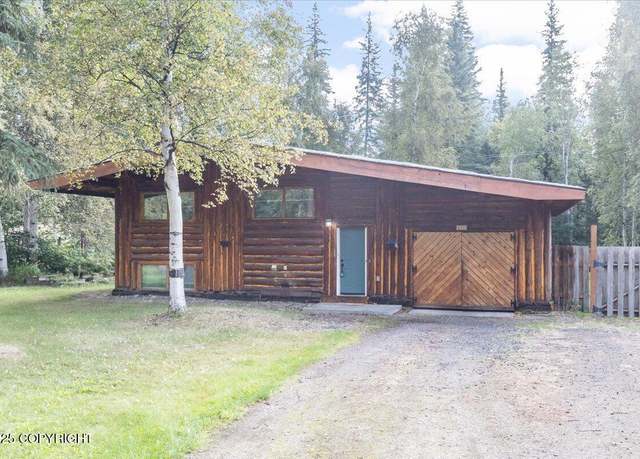 Property at 2420 Schutzen St, North Pole, AK 99705, 3 beds, 1 bath