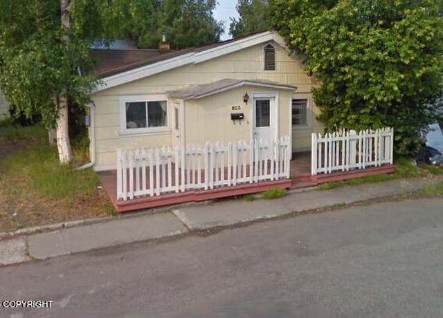 Property at 823 3rd Ave, Fairbanks, AK 99701, 3 beds, 2.5 baths