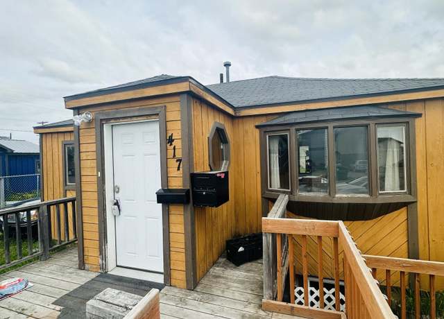 Property at 417 Mumford St, Anchorage, AK 99508, 3 beds, 2 baths