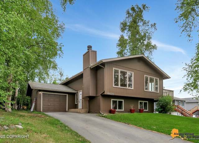Property at 8400 E 11th Ct, Anchorage, AK 99504, 3 beds, 2 baths