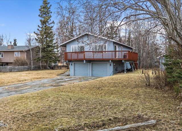 Property at 1051 E Snowhill Ave, Wasilla, AK 99654, 3 beds, 2 baths