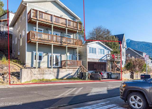 Property at 1254-1256 Water St, Ketchikan, AK 99901, 5 beds, 6 baths