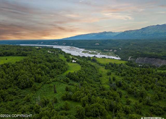Property at 8000 N Quaking Aspen Rd, Palmer, AK 99645