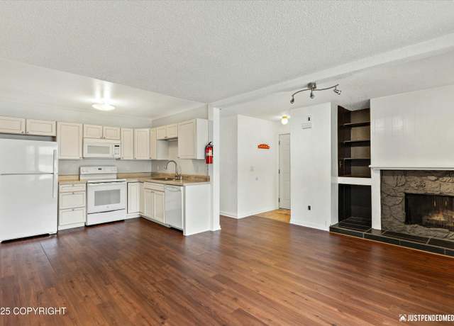 Property at 7078 Weimer Rd #3, Anchorage, AK 99502, 2 beds, 1 bath