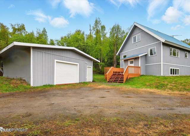 Property at 14045 W Willow Fishhook Rd, Willow, AK 99688, 3 beds, 3 baths
