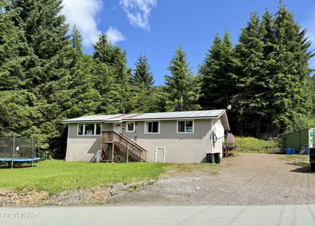 Property at 416 Garteeni Hwy, Hoonah, AK 99829, 3 beds, 2 baths