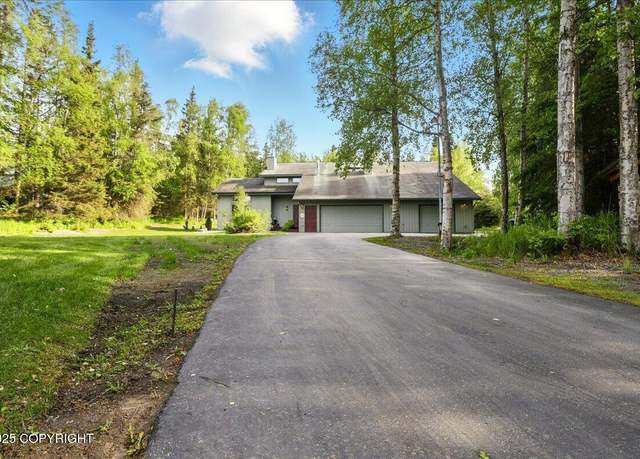 Property at 5420 E 112th Ave, Anchorage, AK 99516, 4 beds, 2.5 baths