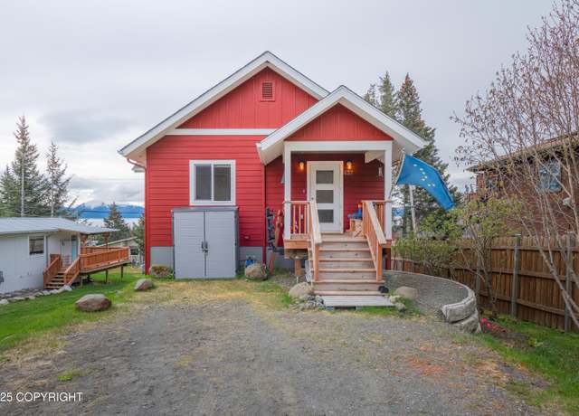 Property at 437 W Fairview Ave, Homer, AK 99603, 3 beds, 2 baths