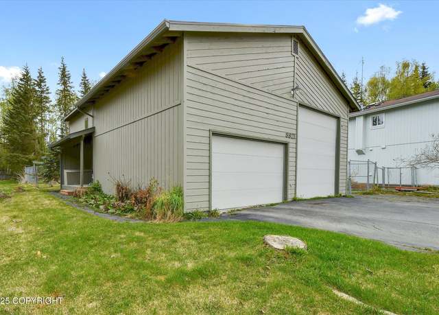 Property at 8921 Little Creek Dr, Anchorage, AK 99507, 3 beds, 1.5 baths
