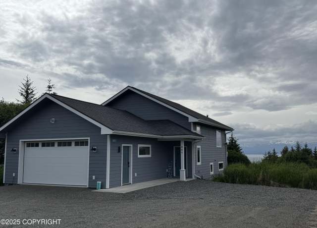 Property at 885 Soundview Ave, Homer, AK 99603, 3 beds, 2.5 baths