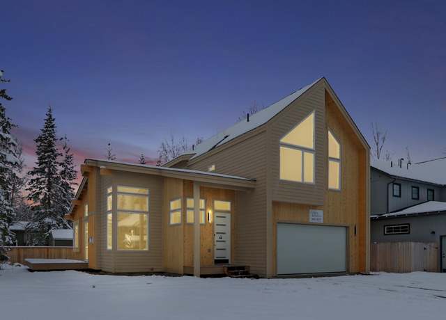 Property at 9140 Chapelle Cir, Anchorage, AK 99507, 4 beds, 2.5 baths