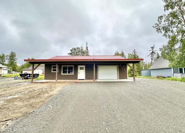 Property at 35870 Glory St, Soldotna, AK 99669, 2 beds, 1.5 baths