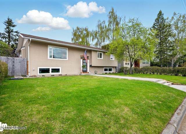 Property at 116 W Manor Ave, Anchorage, AK 99501, 5 beds, 3.5 baths