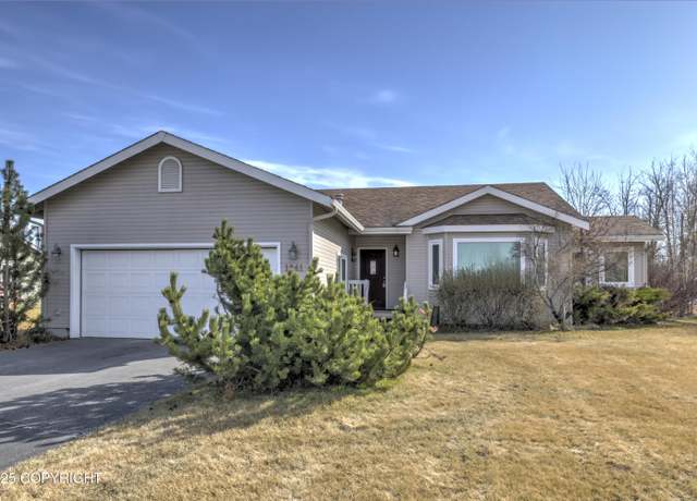 Property at 1241 S Katie Cir, Palmer, AK 99645, 3 beds, 2 baths
