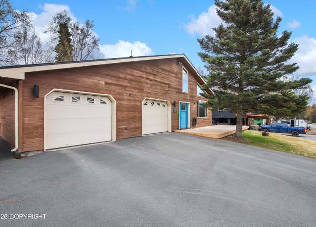 Property at 11801 Hilltop Dr, Anchorage, AK 99515, 3 beds, 2 baths