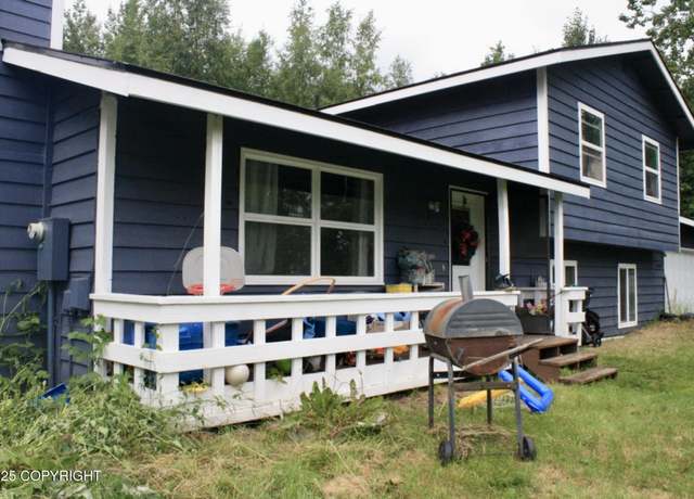 Property at 940 S Serrano Dr, Wasilla, AK 99654, 3 beds, 2 baths