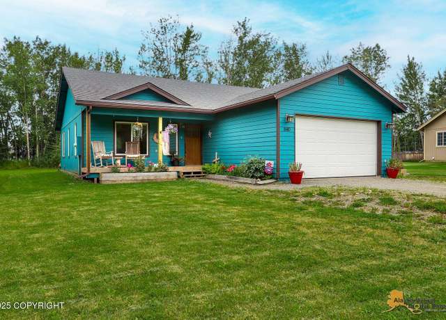 Property at 840 S Park Pl, Palmer, AK 99645, 3 beds, 2 baths