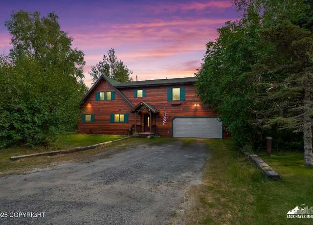 Property at 1130 E Chugach View Dr, Wasilla, AK 99654, 4 beds, 2 baths