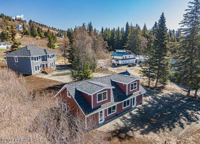 Property at 1696 Sterling Hwy, Homer, AK 99603, 10 beds, 7 baths