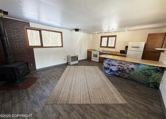 Property at 15309 E Susitna Landing Rd, Willow, AK 99688, 1 bed, 1 bath