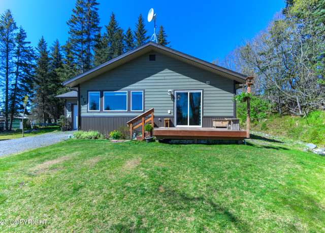 Property at 876 Lupine Ct, Homer, AK 99603, 3 beds, 2 baths