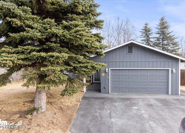 Property at 4801 Carousel Cir, Anchorage, AK 99502, 3 beds, 2 baths