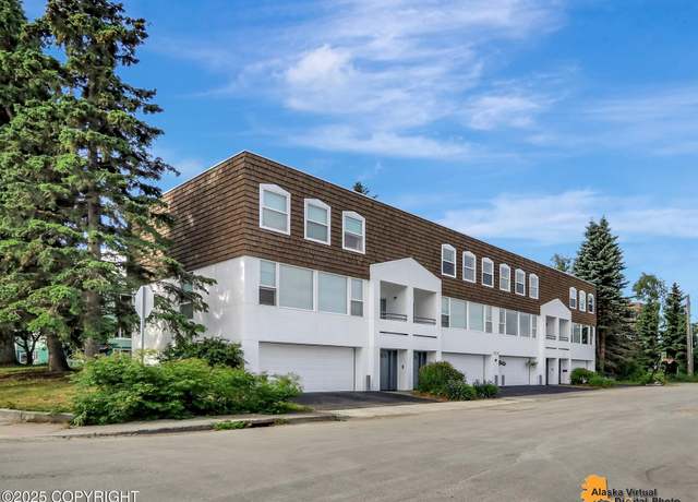 Property at 1414 W 7th Ave #3, Anchorage, AK 99501, 2 beds, 2.5 baths