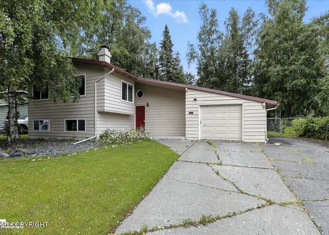 Property at 751 High View Dr, Anchorage, AK 99515, 3 beds, 2 baths