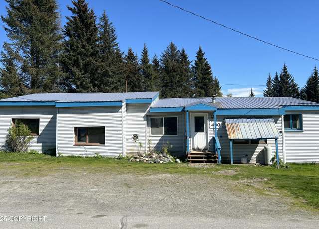 Property at 450 Noview Ave, Homer, AK 99603, 4 beds, 3 baths