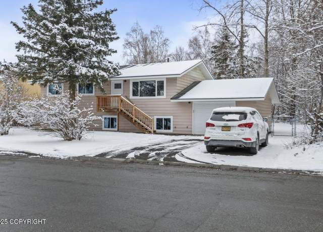 Property at 2814 Sunflower St, Anchorage, AK 99508, 5 beds, 2 baths