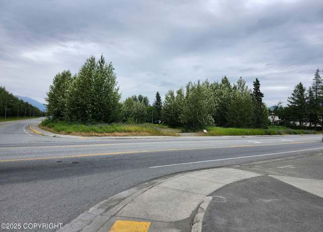 Property at 319 E Arctic Ave, Palmer, AK 99645