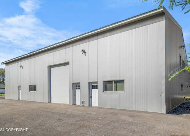 Property at 37670 Sailors Watch Cir, Kenai, AK 99611, 3 beds, 3 baths