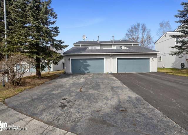 Property at 1917 Parkview Cir, Anchorage, AK 99501, 2 beds, 2.5 baths