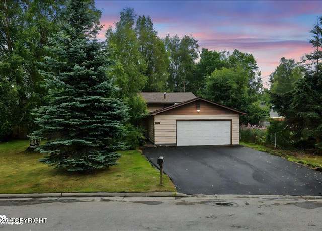 Property at 1957 Bartlett Dr, Anchorage, AK 99507, 4 beds, 2 baths